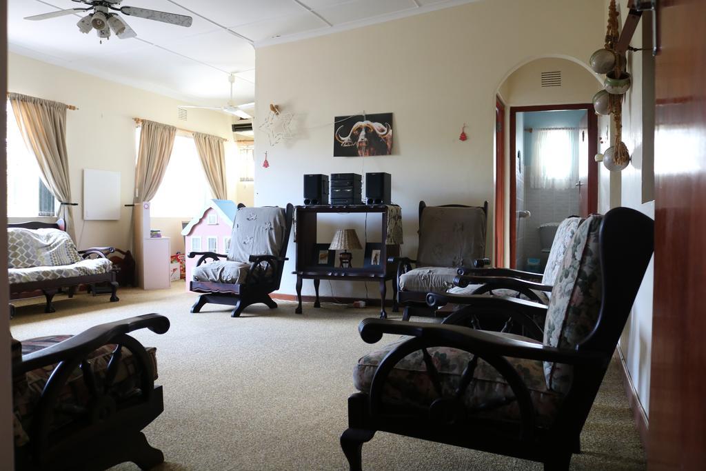 Grysbok Self Catering Accommodation Oudtshoorn Eksteriør billede